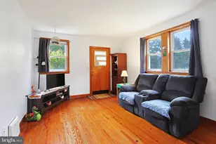 100 Braddock Rd, Frostburg, MD 21532 - Photo 4