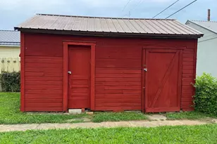 22 S Massachusetts Ave, Cumberland, MD 21502 - Photo 6