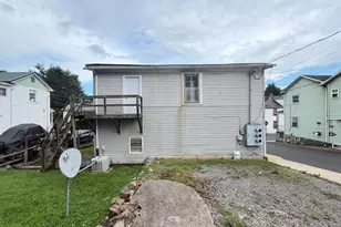 301 Rock St, Westernport, MD 21562 - Photo 8