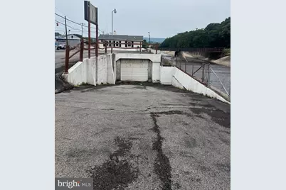 828 N Mechanic Street, Cumberland, MD 21502 - Photo 6