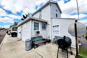 54 E College Ave, Frostburg, MD 21532 - Photo 2