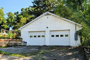 52 Linden St, Frostburg, MD 21532 - Photo 2