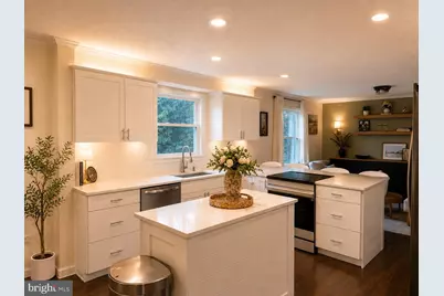 15103 Colonial Court SW, Cresaptown, MD 21502 - Photo 2