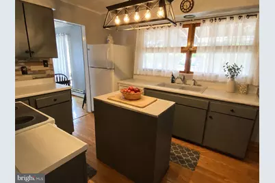 1906 Frederick Street N, Cumberland, MD 21502 - Photo 4