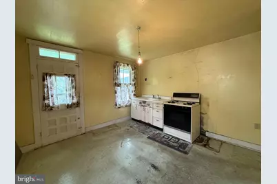 408 Hammond Street, Westernport, MD 21562 - Photo 8