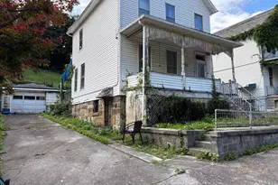 432 Pine Ave, Cumberland, MD 21502 - Photo 2