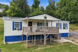 422 Spruce St, Westernport, MD 21562 - Photo 2