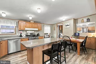 422 Spruce St, Westernport, MD 21562 - Photo 8