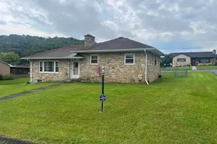 12806 Growdenvale Dr NE, Cumberland, MD 21502 - Photo 2
