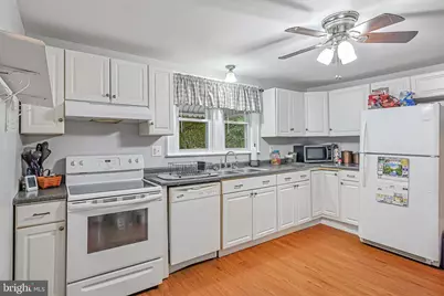 18 Park Street, Frostburg, MD 21532 - Photo 6