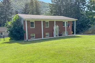 11018 California Ave NW, Lavale, MD 21502 - Photo 2