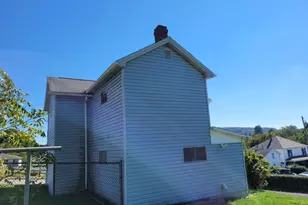 11 Green St, Frostburg, MD 21532 - Photo 8