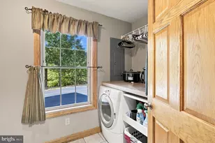 16300 Sprucewood Dr, Frostburg, MD 21532 - Photo 14