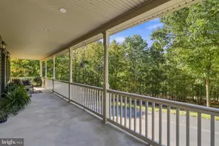 16300 Sprucewood Dr, Frostburg, MD 21532 - Photo 4
