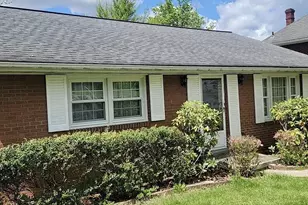 623 Hill Top Dr, Cumberland, MD 21502 - Photo 2