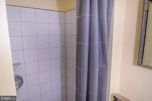 8608 Chestnut Oak Rd, Parkville, MD 21234 - Photo 8