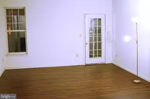 7115 Sandown Cir, Windsor Mill, MD 21244 - Photo 10