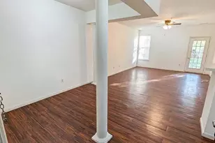 7115 Sandown Cir, Windsor Mill, MD 21244 - Photo 4