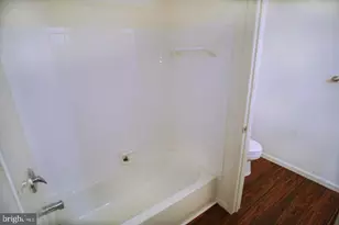 7115 Sandown Cir, Windsor Mill, MD 21244 - Photo 10