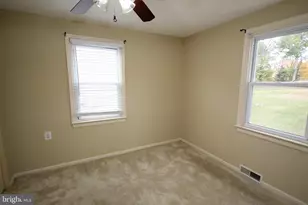 1619 Hopewell Ave, Essex, MD 21221 - Photo 18