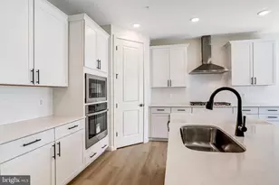 902 Honeyflower Dr, Reisterstown, MD 21136 - Photo 32