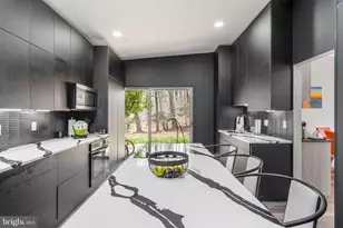 3207 Midfield Rd, Pikesville, MD 21208 - Photo 10