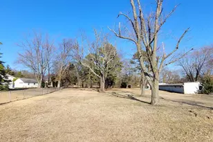 Beechwood Ave, Essex, MD 21221 - Photo 2