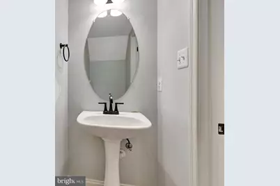 9104 Marlove Oaks Lane, Owings Mills, MD 21117 - Photo 4