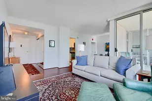 28 Allegheny, Towson, MD 21204 - Photo 2