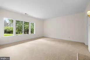 7 Devon Hill Rd, Baltimore, MD 21210 - Photo 16