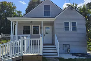 3107 California Ave, Parkville, MD 21234 - Photo 2