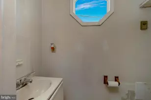 2700 Burridge Rd, Baltimore, MD 21234 - Photo 30