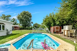 2700 Burridge Rd, Baltimore, MD 21234 - Photo 4