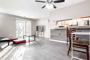 1260 Sugarwood Cir, Essex, MD 21221 - Photo 10