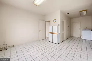 11 Slade Ave, Baltimore, MD 21208 - Photo 26