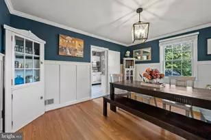 2 Park Dr, Catonsville, MD 21228 - Photo 8
