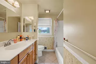 9600 Brookbend Rd, Baltimore, MD 21236 - Photo 32