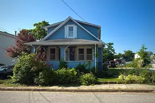 15 Shipley Ave, Catonsville, MD 21228 - Photo 2