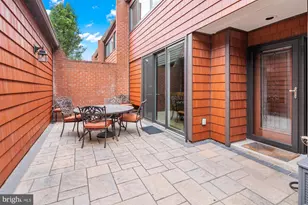 19 Coldwater Ct, Towson, MD 21204 - Photo 4