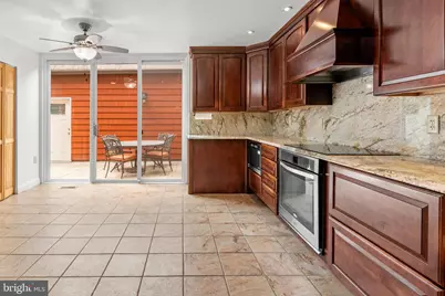 19 Coldwater Court, Towson, MD 21204 - Photo 8