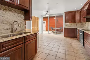 19 Coldwater Ct, Towson, MD 21204 - Photo 10