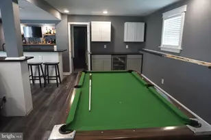 8610 Oak Rd, Sparrows Point, MD 21219 - Photo 32