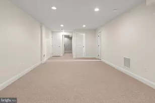 6923 Summit Cir, Towson, MD 21239 - Photo 50