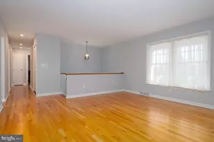 8006 Woodhaven Ct, Baltimore, MD 21237 - Photo 6