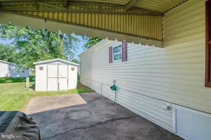 3617 Dahlia Ln, Middle River, MD 21220 - Photo 32