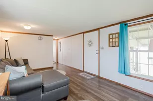 3617 Dahlia Ln, Middle River, MD 21220 - Photo 8