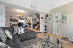 107 Highshire Ct, Baltimore, MD 21222 - Photo 8