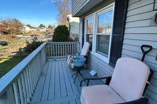 12331 Boncrest Dr, Reisterstown, MD 21136 - Photo 2