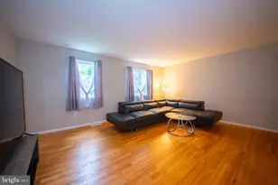 9355 Pan Ridge Rd, Parkville, MD 21234 - Photo 12