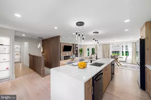 1242 Clearfield Cir, Lutherville Timonium, MD 21093 - Photo 2